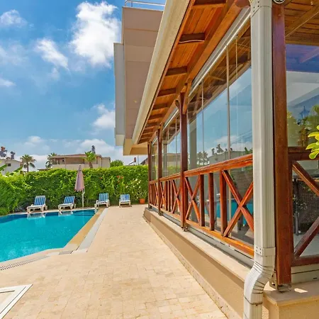 Paradise Town Premium Villa